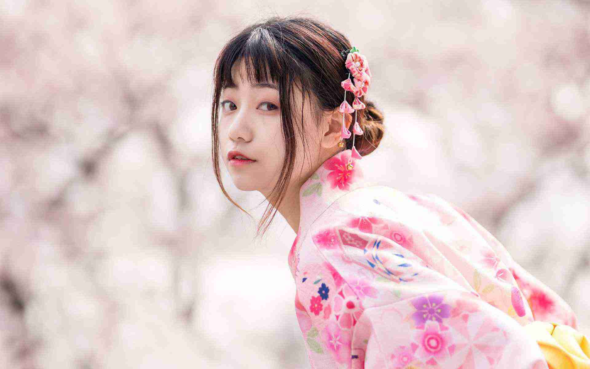 市場“定盤星”貝森特迎嚴峻考驗：經濟放緩跡象浮現，財長維穩之路挑戰重重